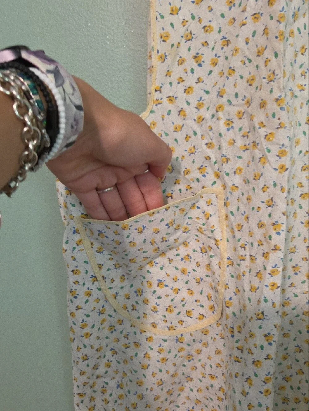 Handmade Vintage Floral Apron White and Yellow